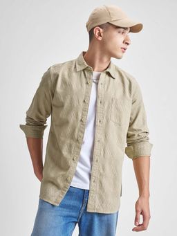 HIGHLANDER - Men Green Textured Slim Fit Collar Neck Casual Shirt