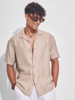 HIGHLANDER - Men Beige Textured Relaxed Fit Collar Neck Casual Shirt