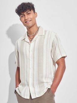 HIGHLANDER - Men Cream Stripes Relaxed Fit Collar Neck Casual Shirt