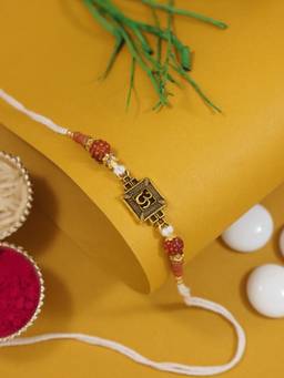 I Jewels - White Om Rudraksha Rakhi Gift Set
