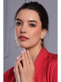 Royal Pitarah - Chic Square Drop Dangler Earrings