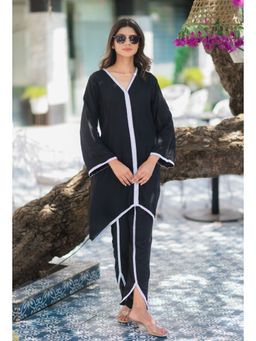 RANGREZA ETHNIC - Women Black Cotton V-Neck Solid Kurta with Dhoti (Set of 2)