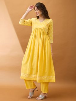 Globus - Women Yellow Polyviscose V-Neck Printed Kurta with Pant (Set of 2)