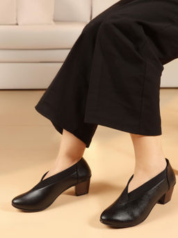Carlton London - Women Black Slip On Pointed Toe Pumps