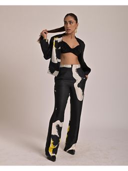 The Missy Co. - Black Ellie Floral Printed Blazer