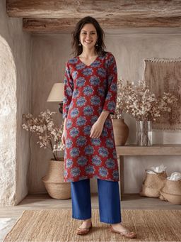 Jaipur Kurti - Women Floral Red Printed Straight Kurta