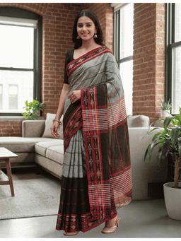Ushvii - Women Black Colorblock Dhaniakhali Saree without Blouse