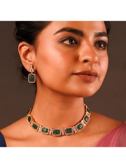 Voylla - Kundan Opulence Emerald Green Grace Jewellery Set
