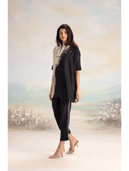 Kaveri - Black Sound Wave Square Co-Ord (Set of 2)