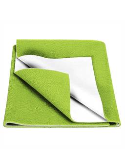 Baby Moo - Plain Changeable Dry Sheet Water-resistant Bed Protector - Green