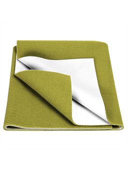 Baby Moo - Plain Changeable Dry Sheet Water-resistant Bed Protector - Olive Green