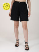 Black color option, Currently selected