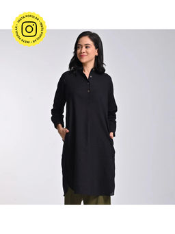 Saltpetre - Women Solid Black Organic Cotton Mandarin Neck Pleated Tunic