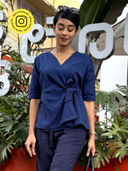 Navy Blue color option, Currently selected