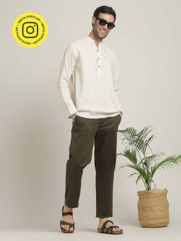 Saltpetre - Off White Mandarin Collar Diamond Popover Placket Shirt and Pleated Chinos