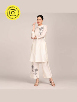 Saltpetre - Hand Embroidered Motif Pearl White Chanderi Silk Pleated Kurta