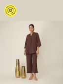 Brown color option, Currently selected