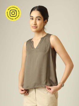 Saltpetre - Women Split V-Neck Top - Olive Green