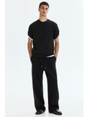 Black color option, Currently selected