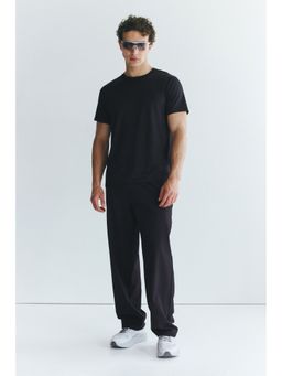 H&M MOVE - Men Black Regular Fit Track pants with DryMove
