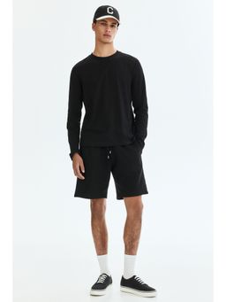 H&M - Men Black Regular Fit Shorts