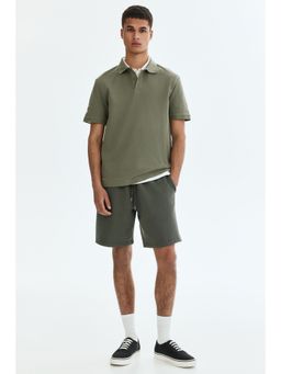 H&M - Men Green Regular Fit Shorts