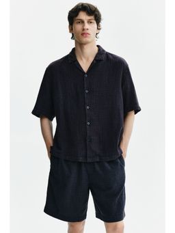 H&M - Men Black Relaxed Fit Short-Sleeved Muslin Shirt