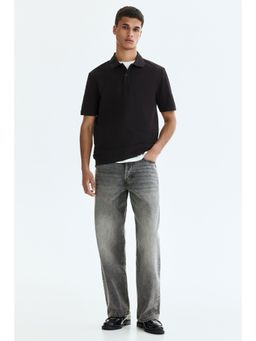 H&M - Men Grey Loose Jeans