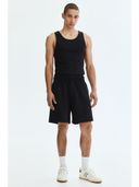 Black color option, Currently selected