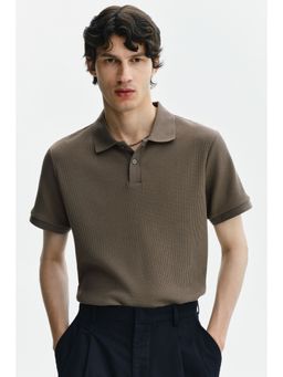 H&M - Men Beige Slim Fit Waffle-Knit Polo Shirt