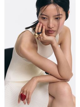 H&M - Women Red 5-Pack Rings
