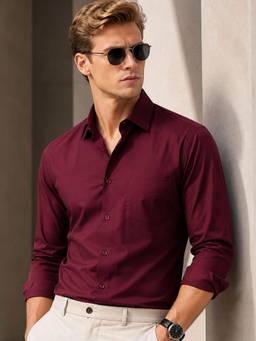 Hancock - Men Wine Solid Pure Cotton Slim Fit Casual Shirt