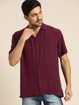 Hancock - Men Burgundy Solid Viscose Rayon Relaxed Fit Casual Shirt