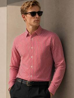 Hancock - Men Red and White Gingham Checked Slim Fit Formal Shirt