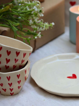 WEAVING HOMES - Heart Mug & Heart Plate (Set Of 2)