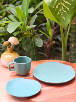WEAVING HOMES - Misfit Teal Mug & Plates (Set Of 3)