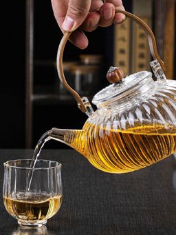Smokey Cocktail - Heritage Wood Handle Tea Kettle