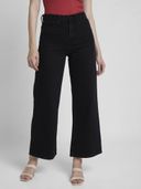 Black color option, Sold out, Currently selected