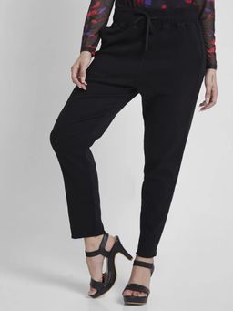 Spykar - Women Black Blended Tapered Fit Ankle Length Trackpant