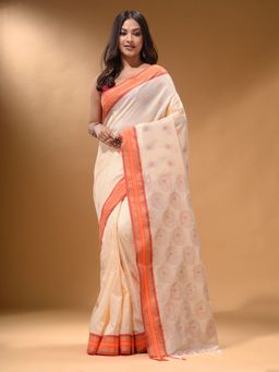 Arhi - Cream Silk Matka Soft Paisley Motifs Saree with Unstitched Blouse