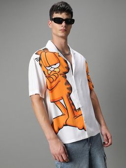 Bewakoof - Men's White Garfield Graphic Printed Oversized Shirt