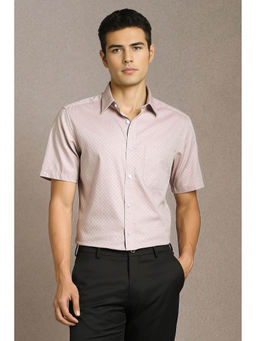 Louis Philippe - Men Pink Textured Half Sleeves Formal Shirt