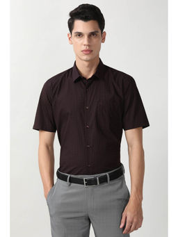 Peter England - Men Regular Fit Half Sleeves Formal Shirt