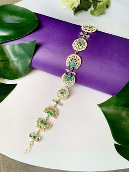 I Jewels - Gold Plated Traditional Pearl Layer with Kundan Studded Sheeshpatti