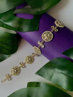 I Jewels - Gold Plated Traditional Floral Kundan Pearl Sheeshphool