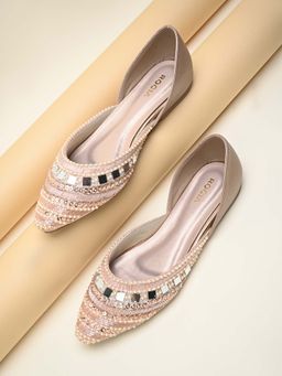 ROCIA - Rose Gold Women Embroidered Jutties