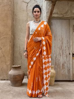 Jaipur Kurti - Orange Pure Cotton Geometric Saree with Unstitched Blouse