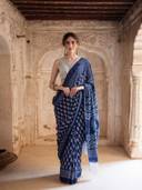 Navy Blue color option, Sold out, Currently selected