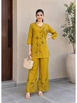 Gahan - Womens Yellow Thread Embroidered Cotton Blend Kurti with Pant