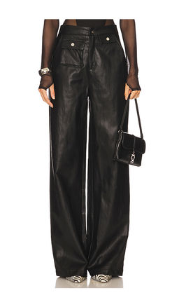 Mariandree Gaitan - Daniela Pant